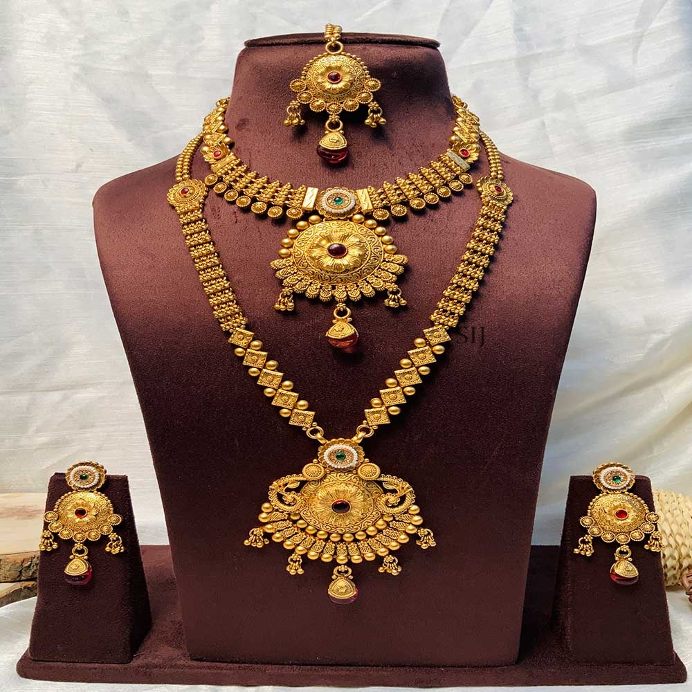 Marvelous Gold Plated Polki Necklace Set