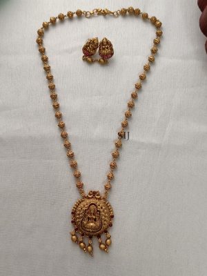 Elegant And Trendy Haram Set