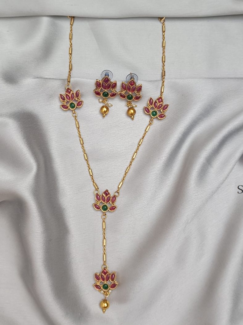 Lotus Thin Layer Necklace with Earrings