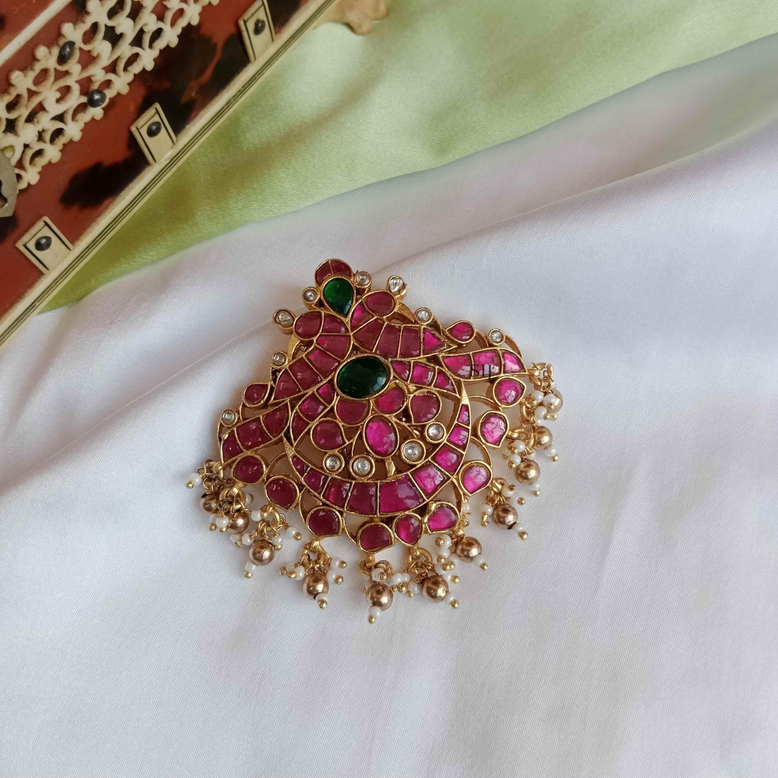 Attractive Jadau Pendant with Gold Bead Drops