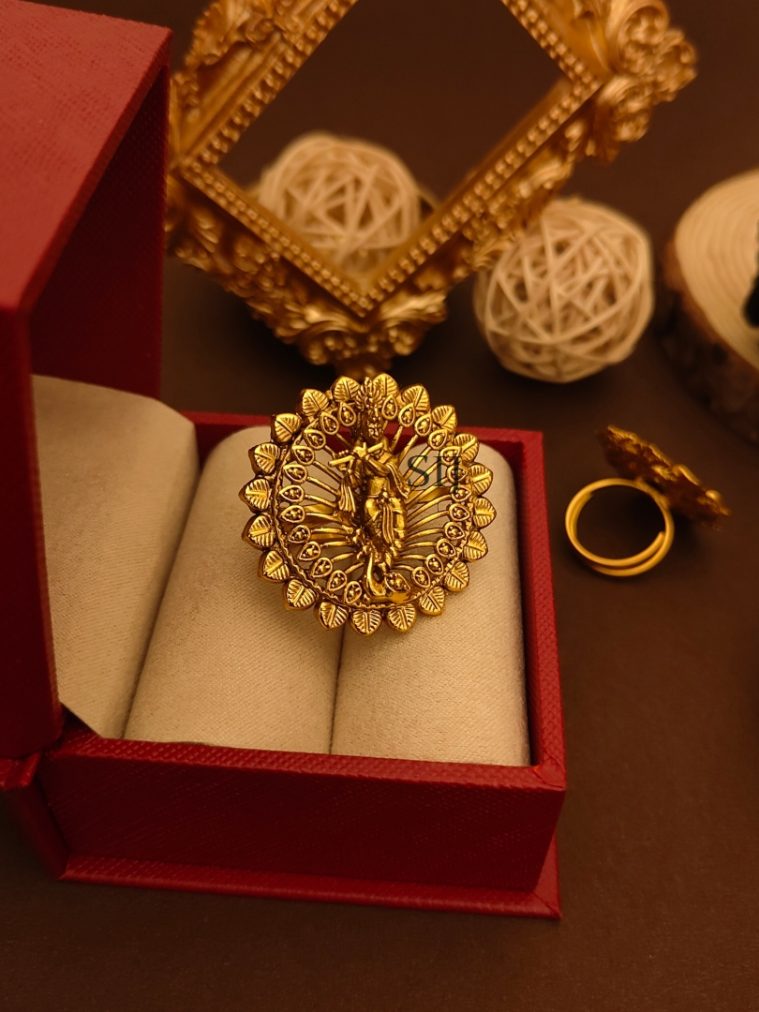 Elite Antique Krishna Finger Ring