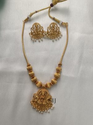 Graceful Lakshmi Pearl Necklace