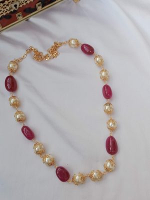 Stylish Simple Pearl Chain