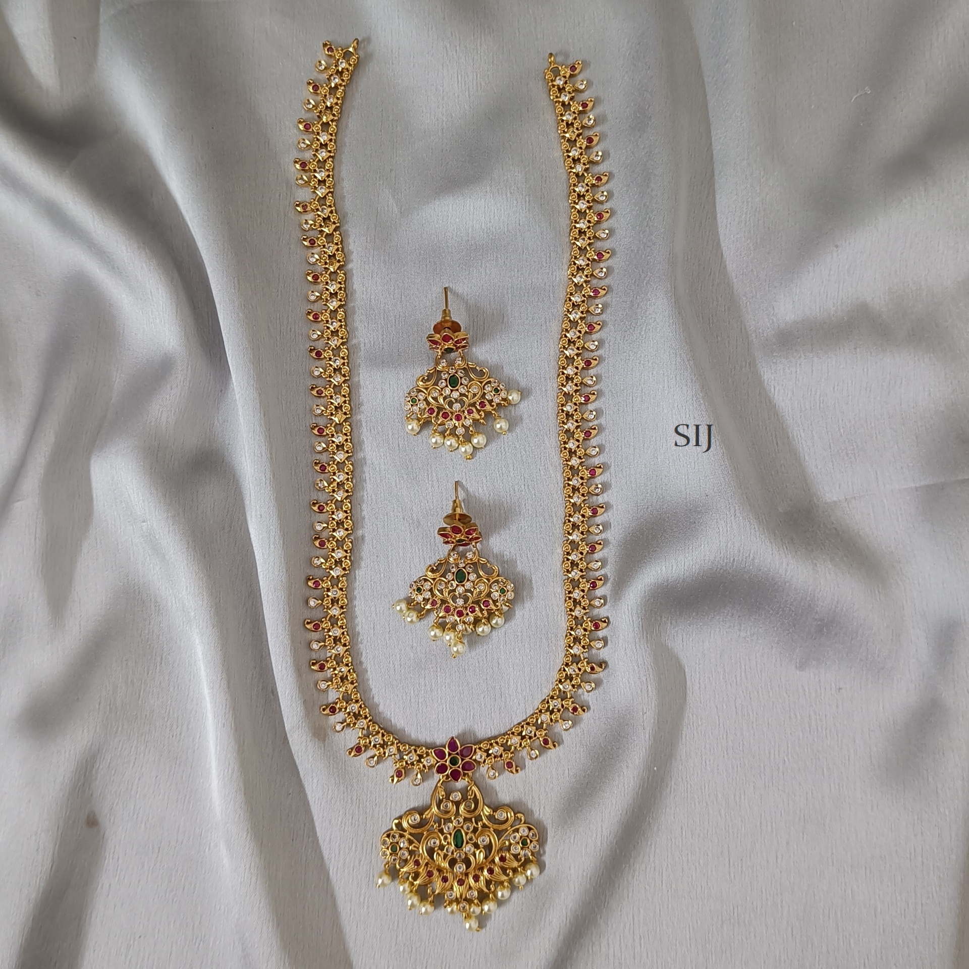 Traditional White Stones Haram Set - South India Jewels