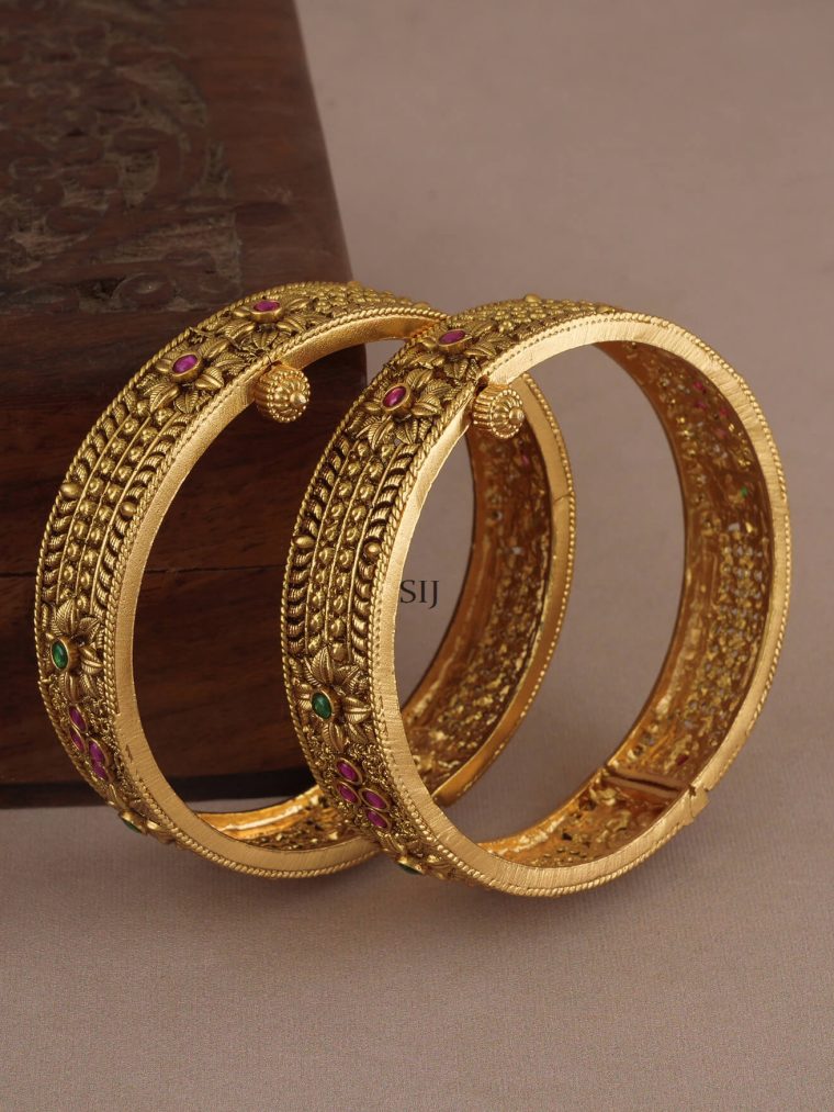 Trendy Antique Stone Bangle