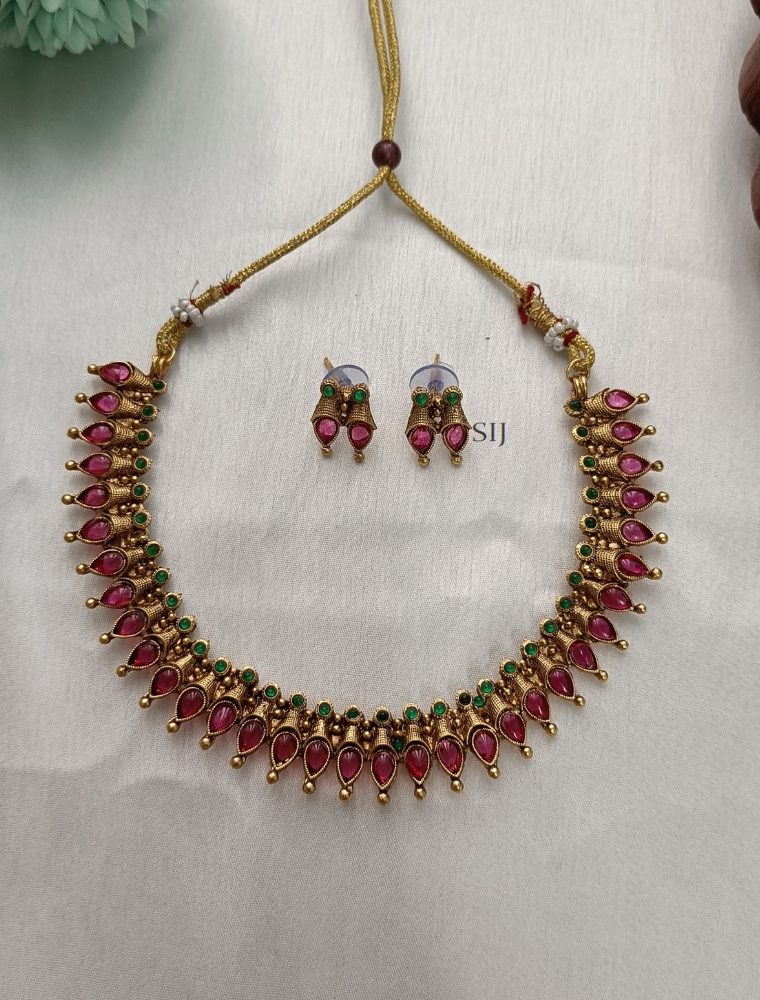 Trendy Pink and Green Stones Necklace-1