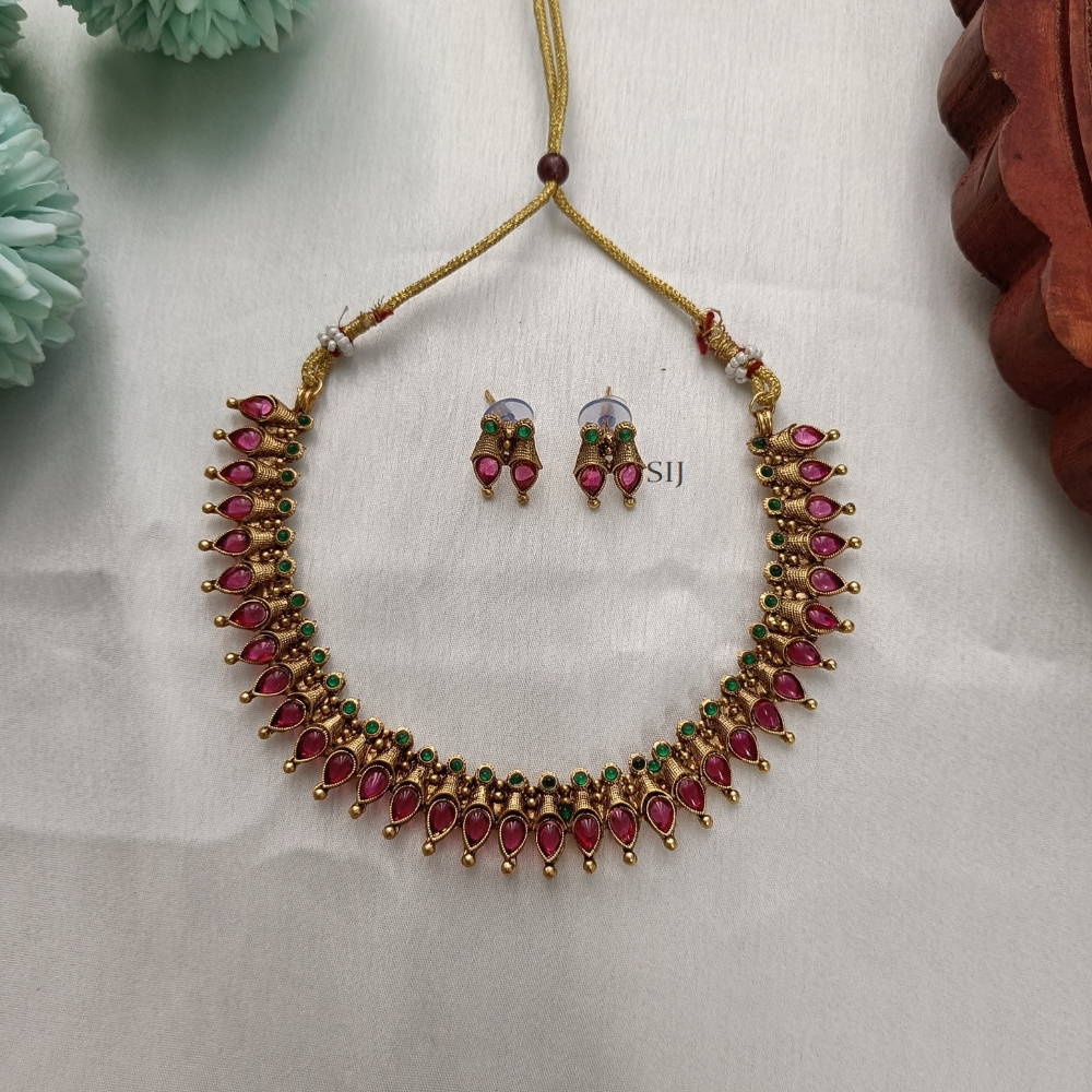 Trendy Pink and Green Stones Necklace-1