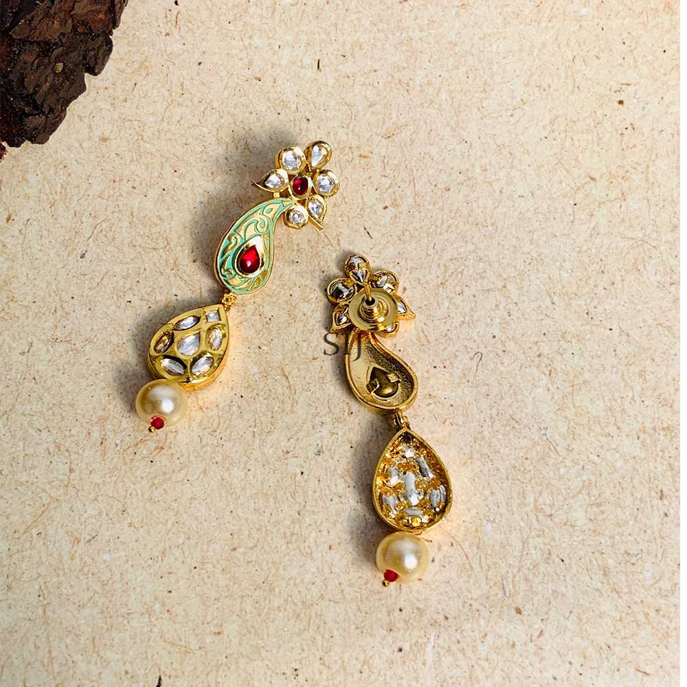 Unique Gold Plated Kundan Necklace