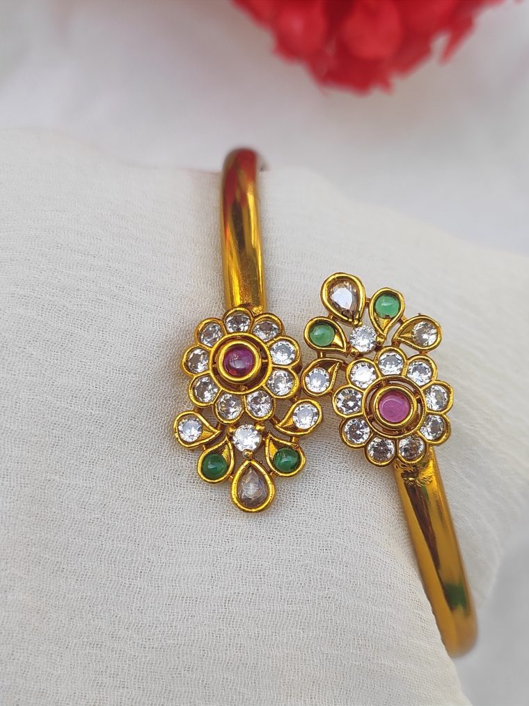 Beautiful Flower Kada Bangle