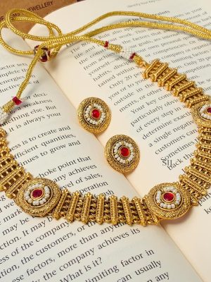 Marvelous Matt Gold Plated Kundan Necklace