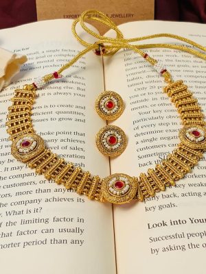 Marvelous Matt Gold Plated Kundan Necklace