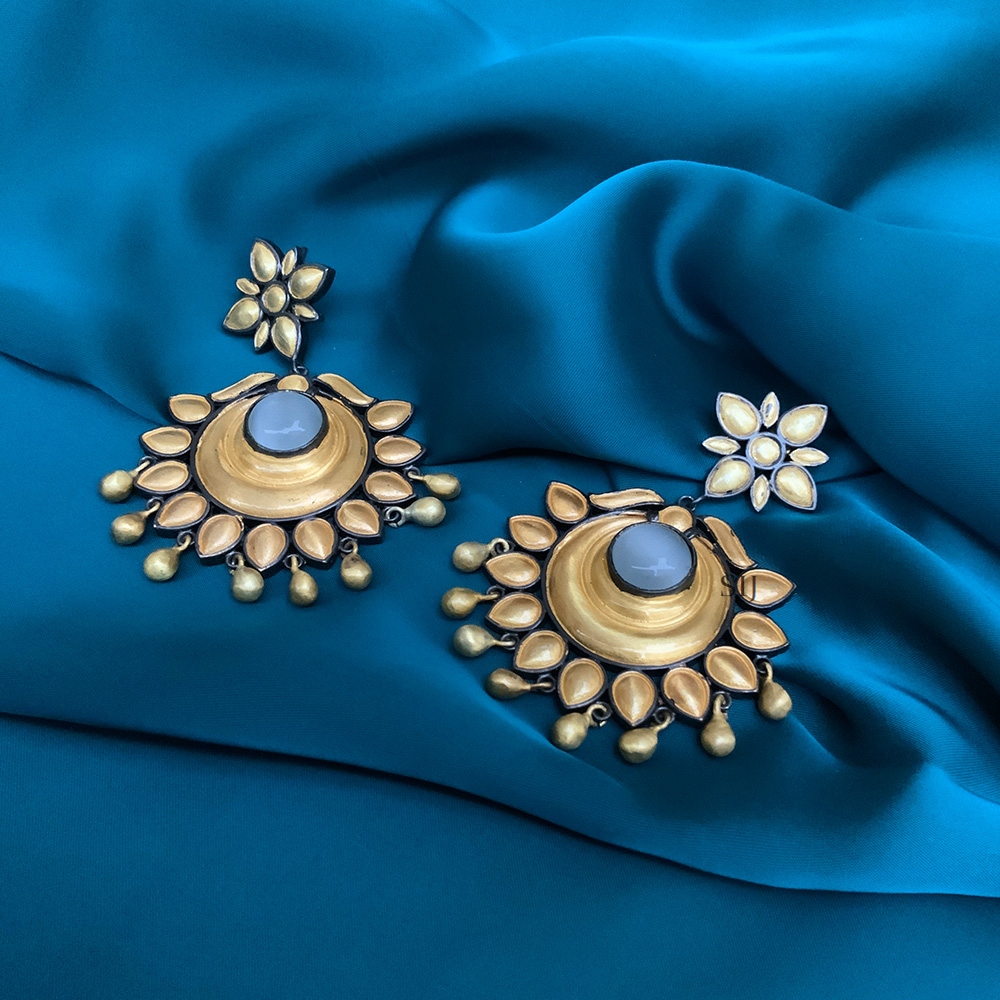 Alluring Gold Plated Kundan American Diamond Earrings