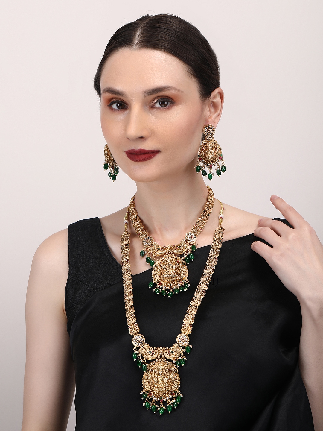 Fabulous Lakshmi Patti Jewellery Set with Green Beads