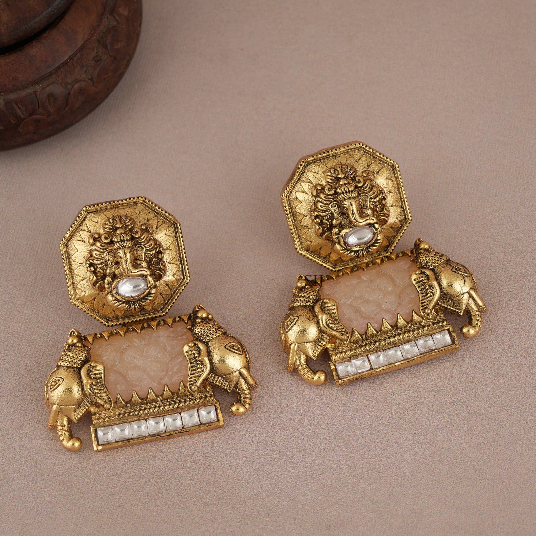 Traditional And Antique Lord Ganesha Kundan Earrings