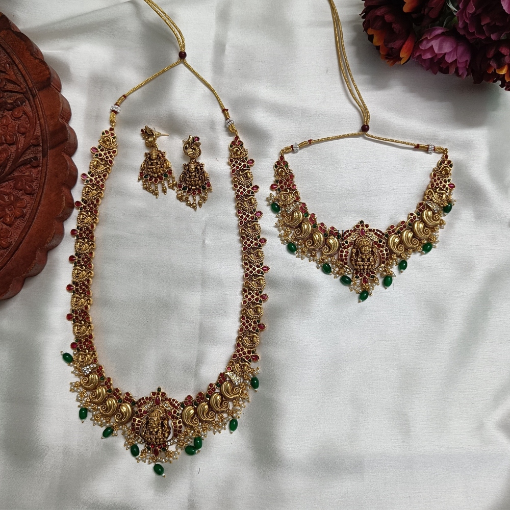 Attractive Kemp Stone Bridal Set with Green Beads
