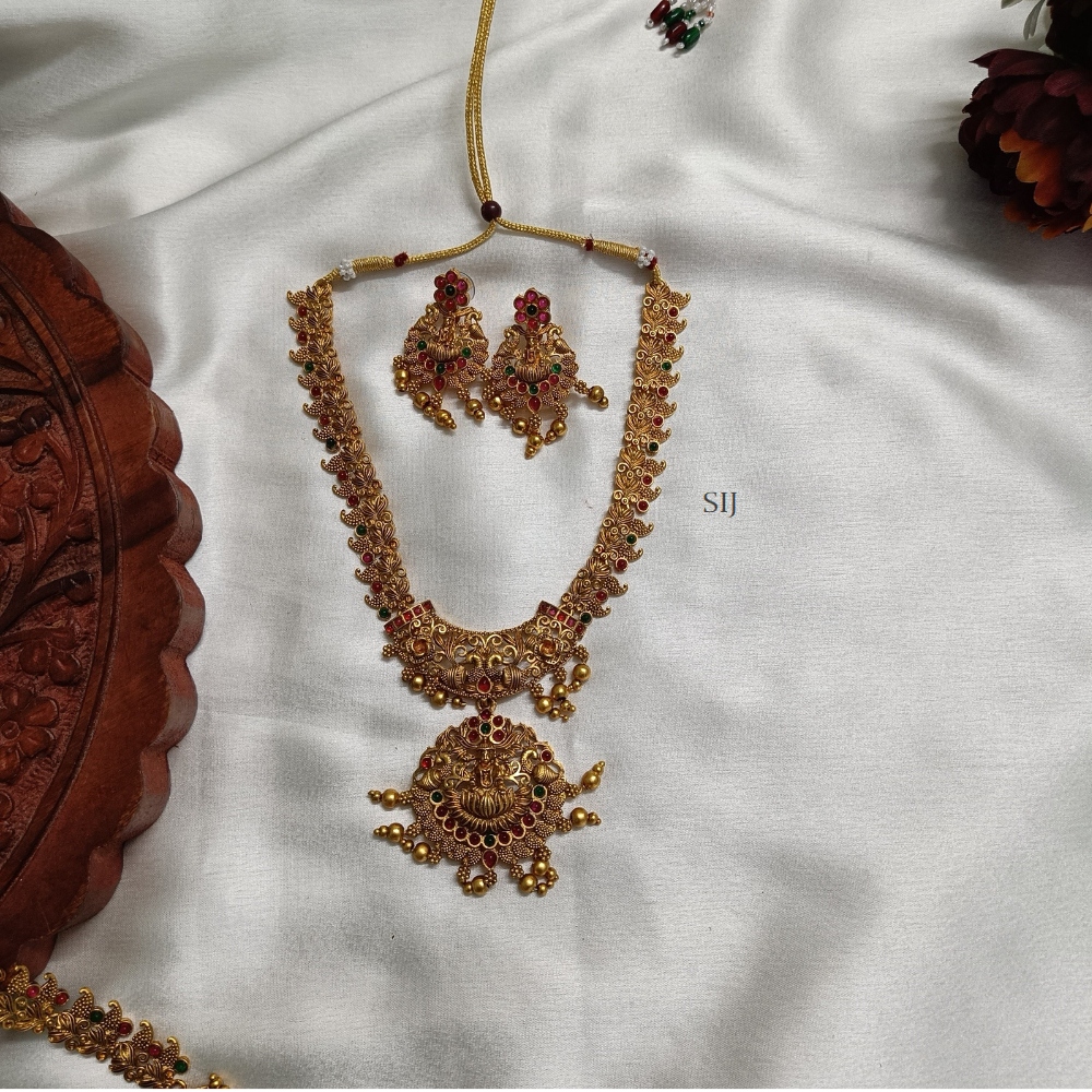 Fabulous Lakshmi Bridal Set with Gold Beads