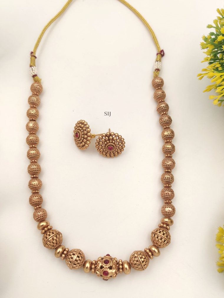 Attractive Gold Beaded Mala Set