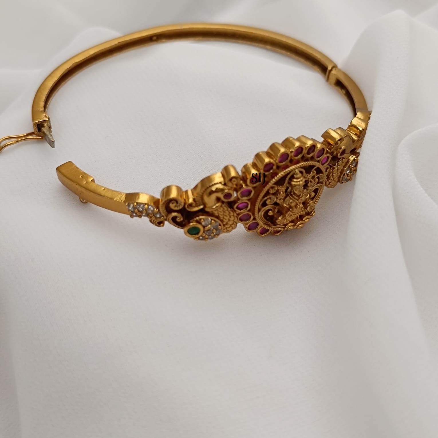 Allure Antique Lakshmi Open Type Bracelet
