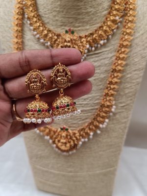 Amazing Lakshmi Bridal Set with Pearls