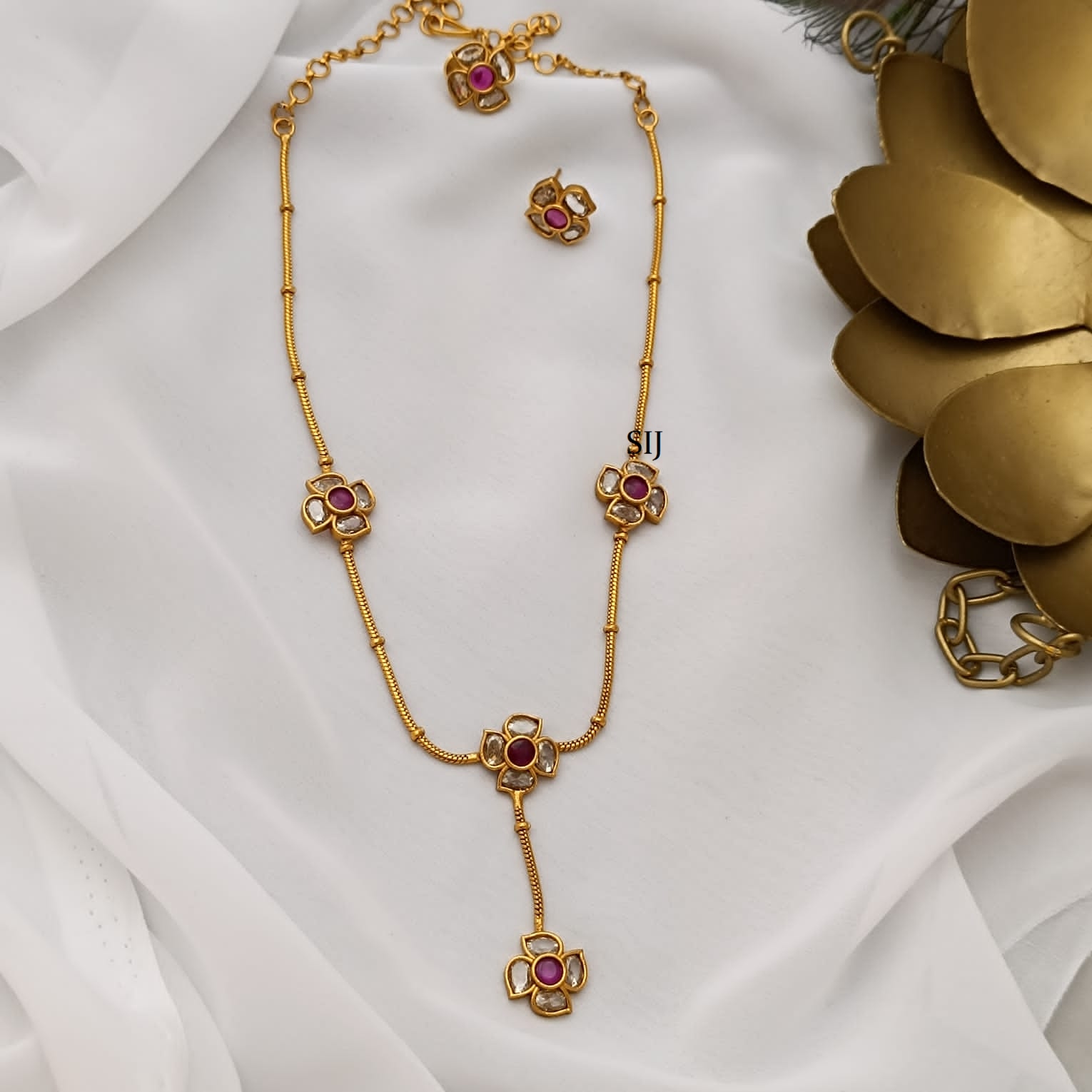 Elegant Ruby White Stone Necklace