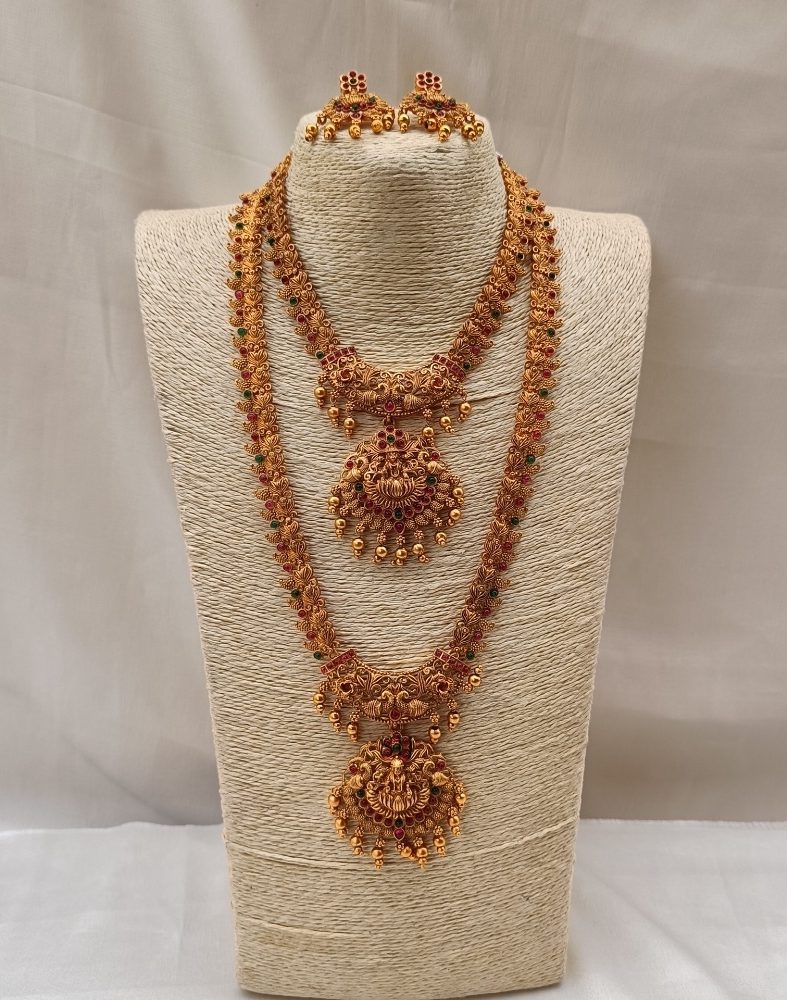 Fabulous Lakshmi Bridal Set with Gold Beads