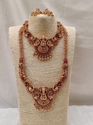 Marvelous Grand Lakshmi Bridal Set