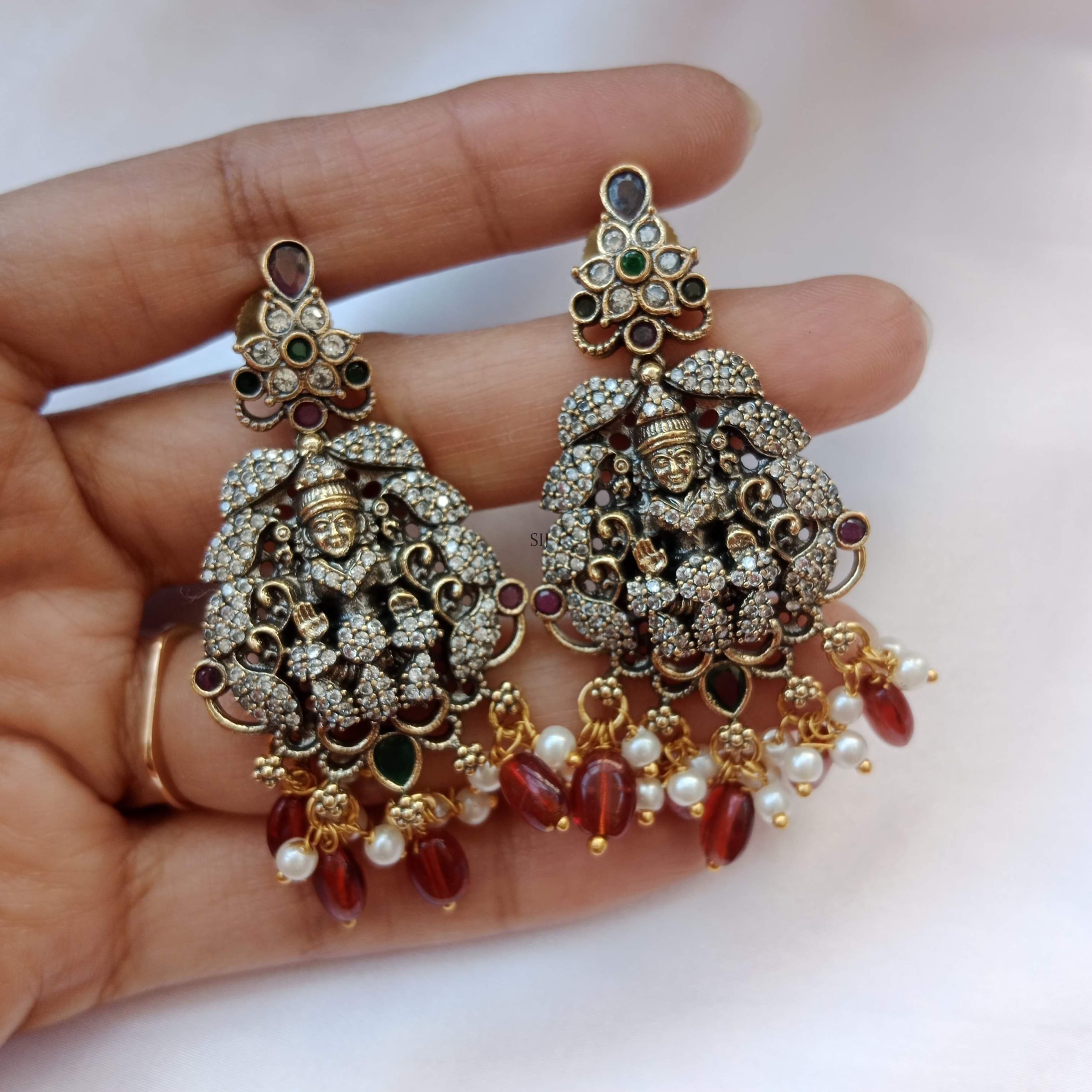 Shimmering Victorian Goddess Lakshmi Three Layer Ruby Beads Chain