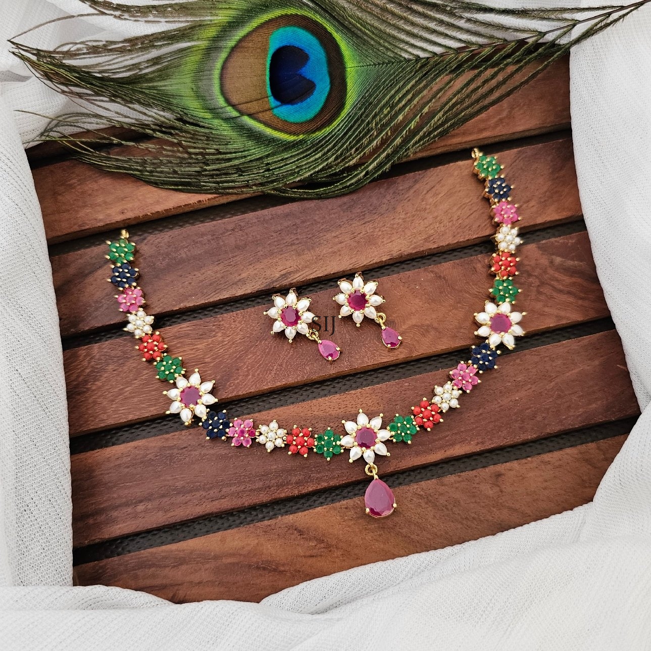 Unique Multi Color Stones Necklace