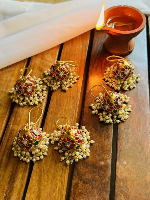 Kemp Hook Jhumka