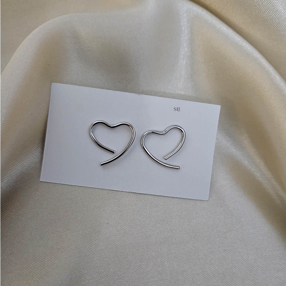 Silver Polish Heart Design Ear Studs