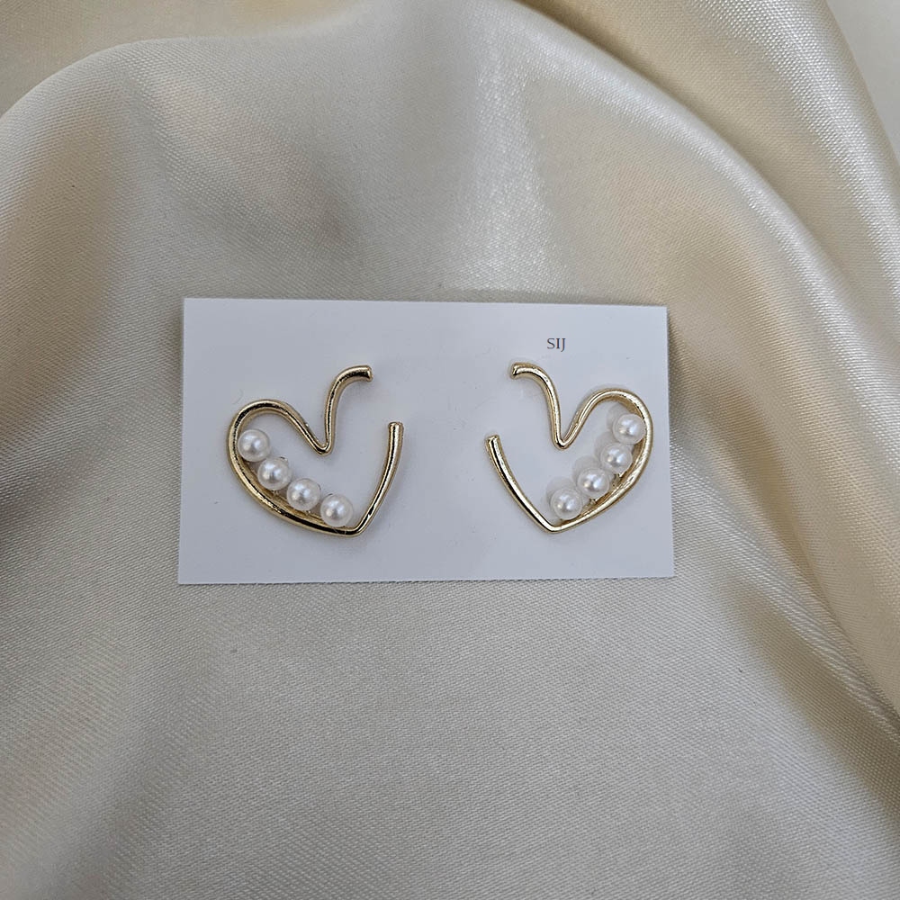 Gold Polish Heart Shape Ear Studs with Pearl