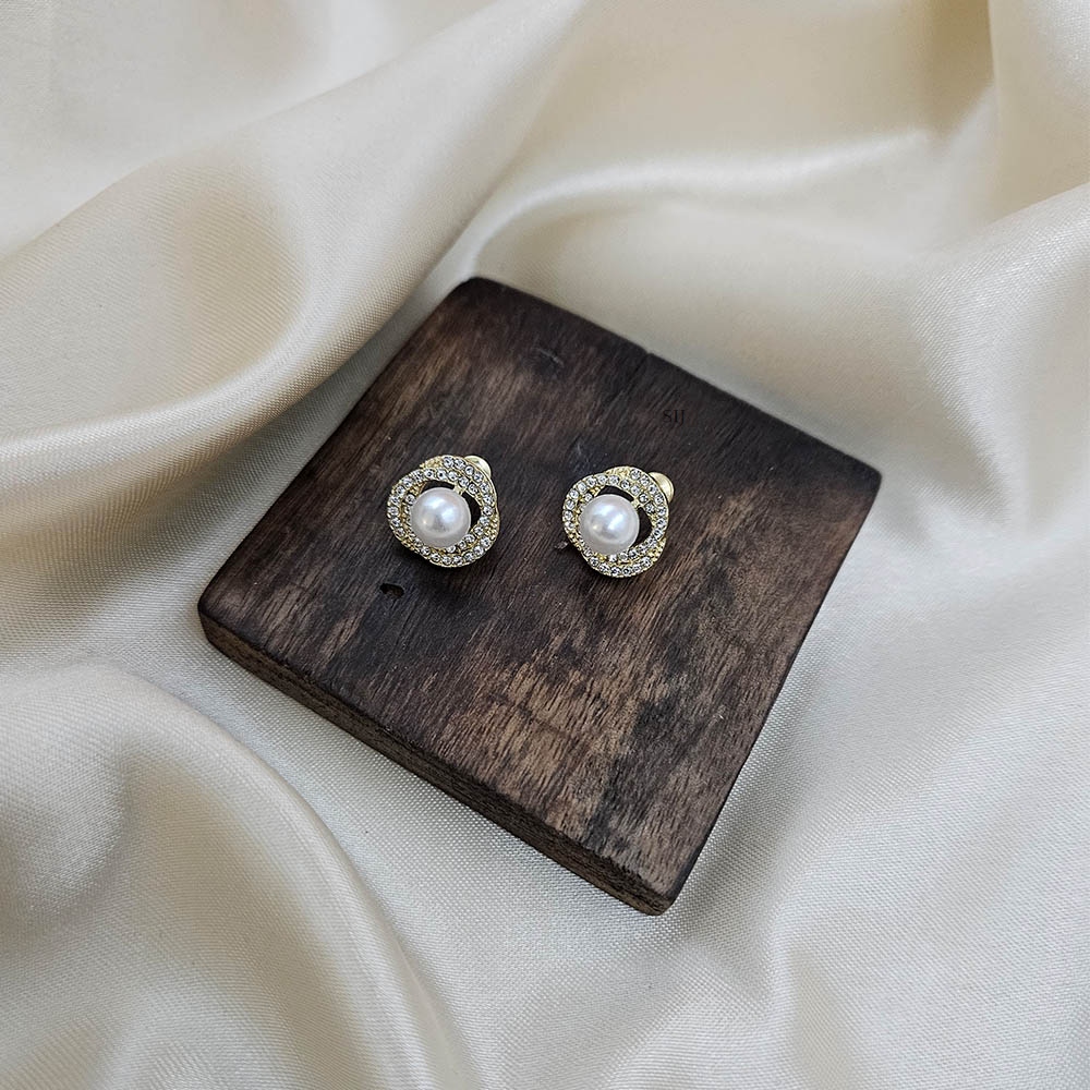 Matte Finish CZ Stones Ear Studs with Pearl