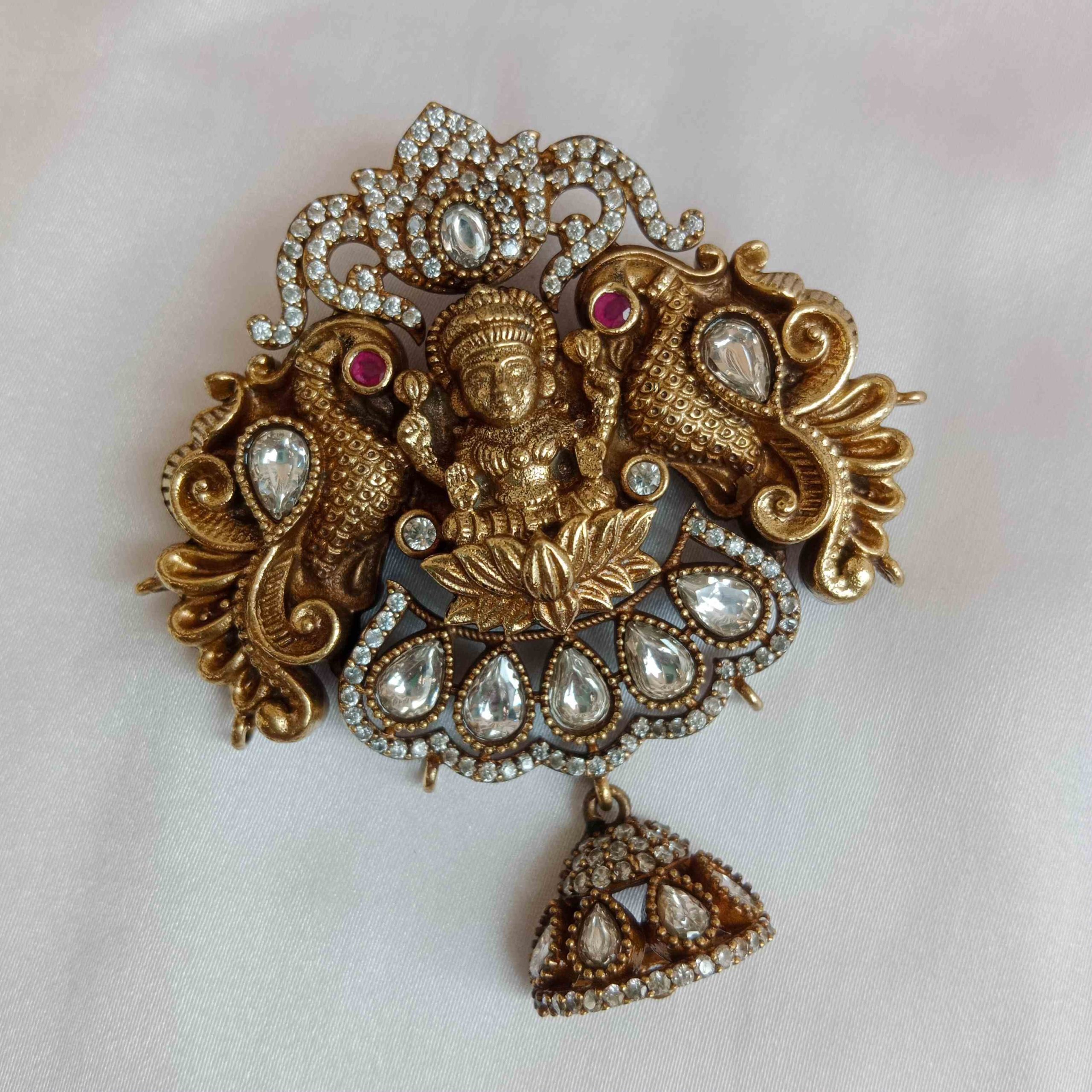 Antique Finish Victorian Lakshmi Pendant Set