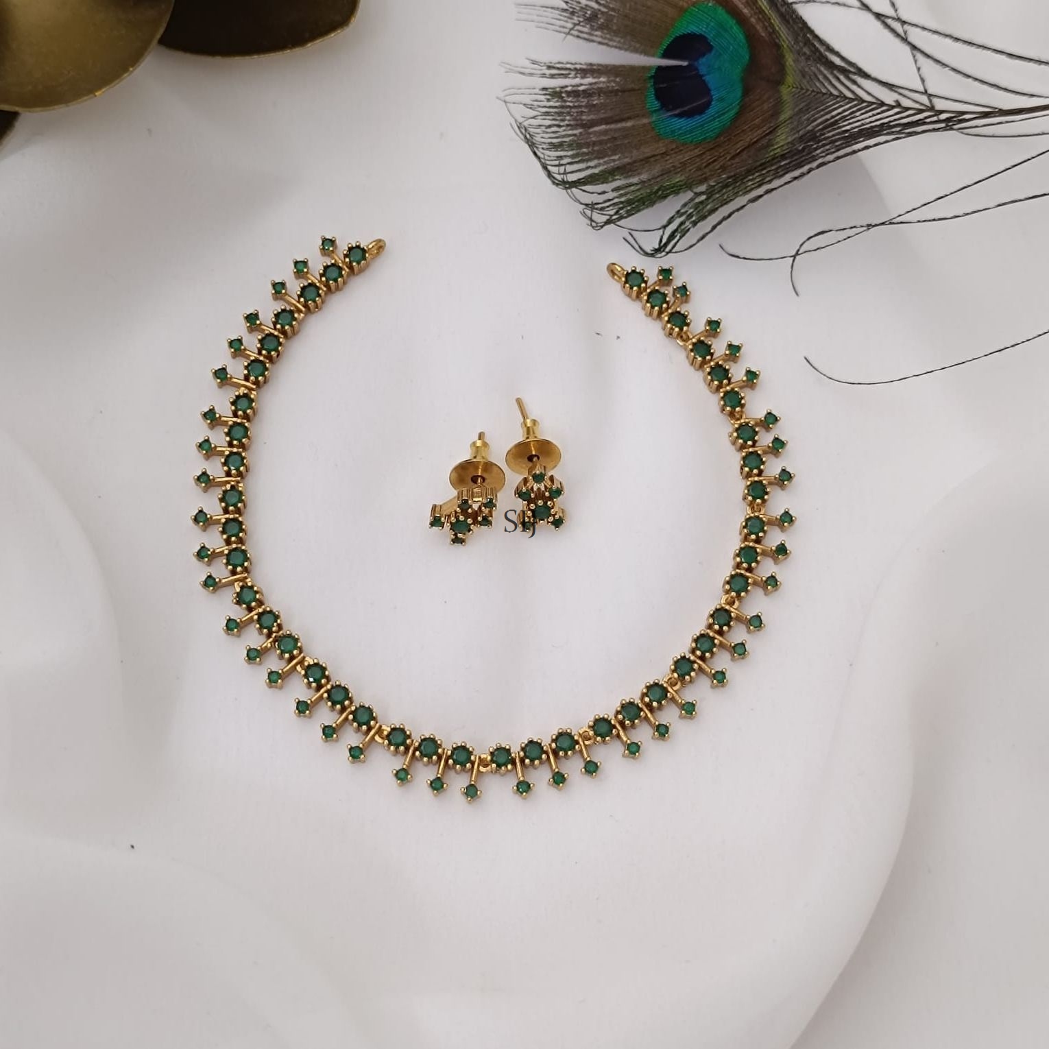 Green Stone Mallu Necklace