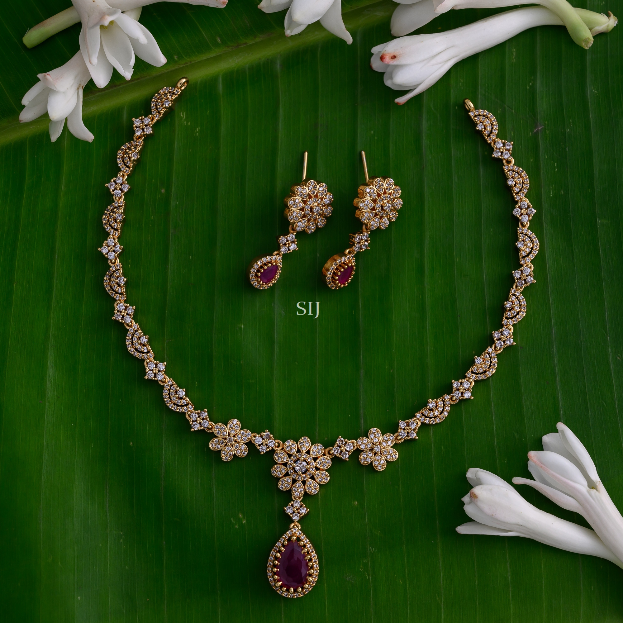 Gold Plated White Stones Flower Design Necklace