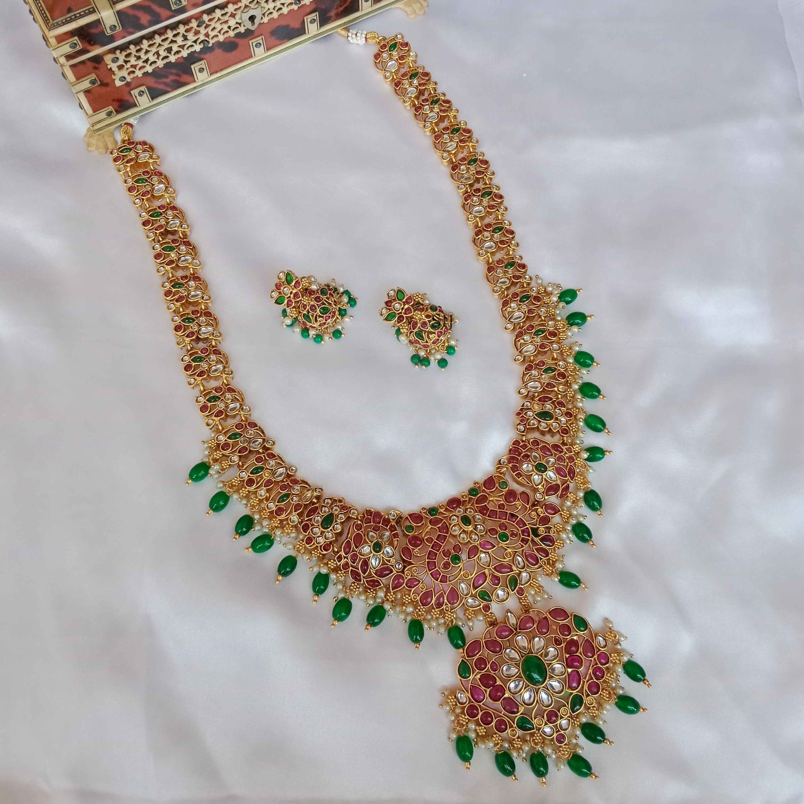 Antique Kemp Red Stones With Green Hanging Haram Set