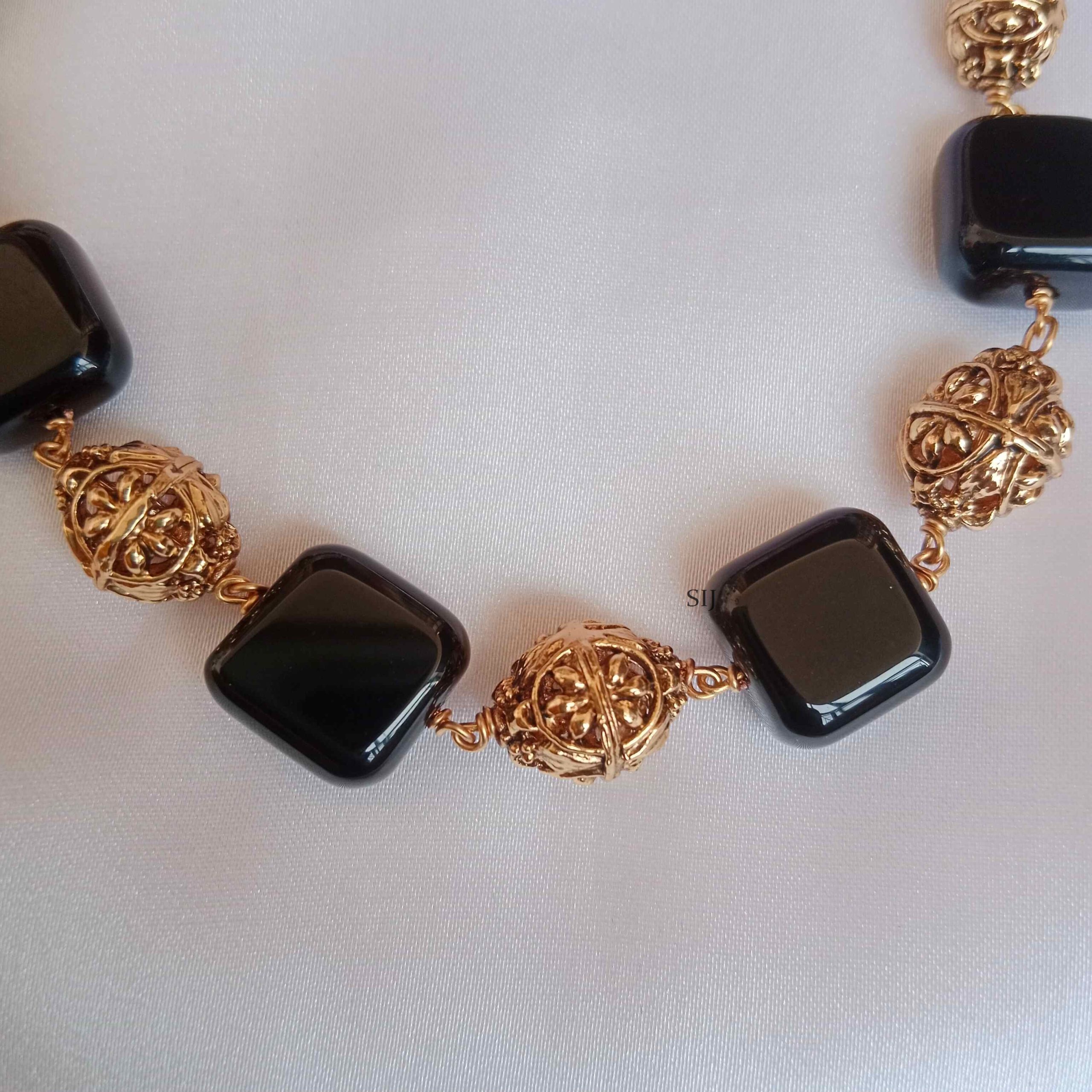 Antique Black Beads Necklace