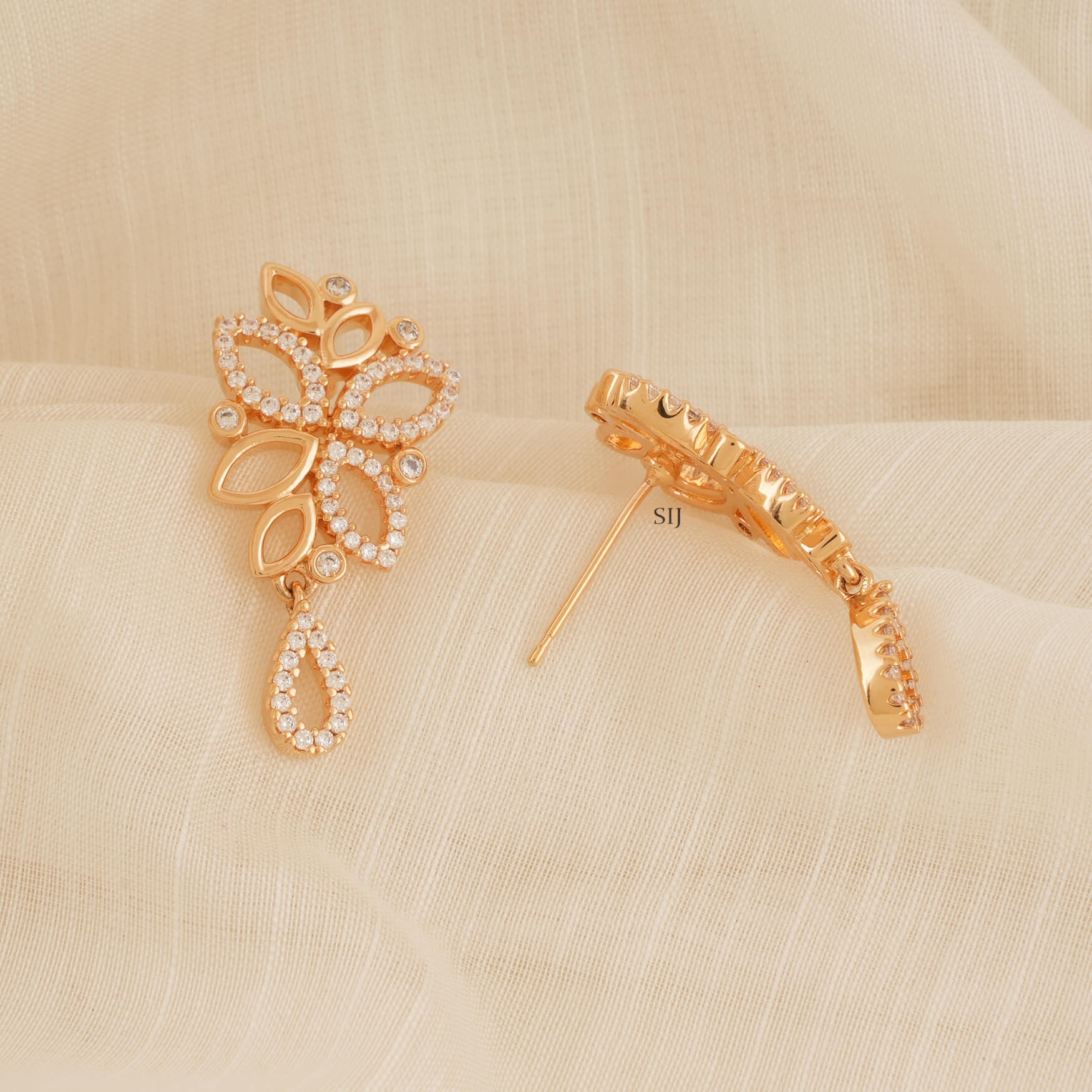 One Gram Gold Leaf Design CZ Stones Necklace Set