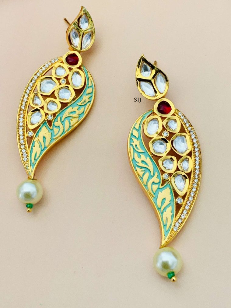 Matte Finish Leaf Design Kundan Earrings with Red Stone