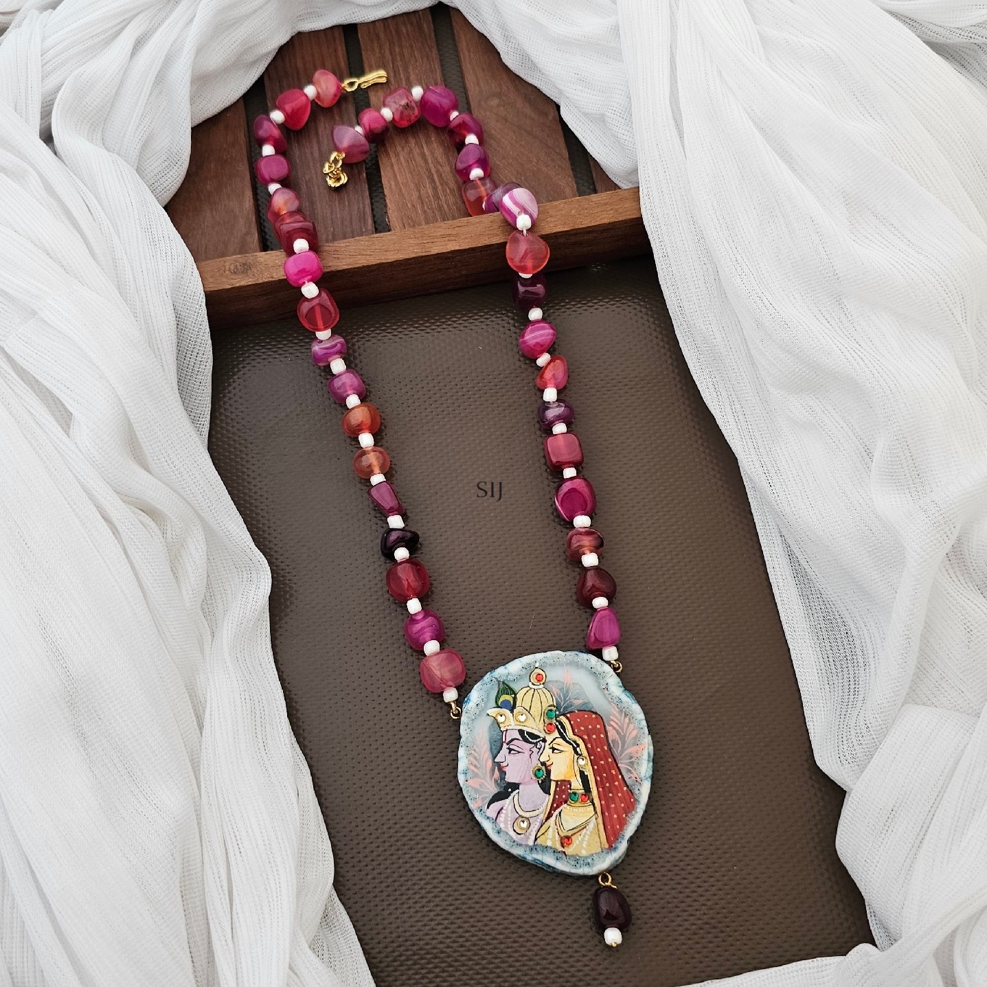 Radhakrishna Pendant with Pink Beads Necklace