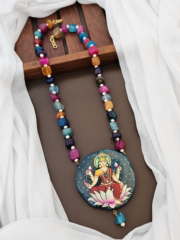 Mahalakshmi Pendant Necklace Set