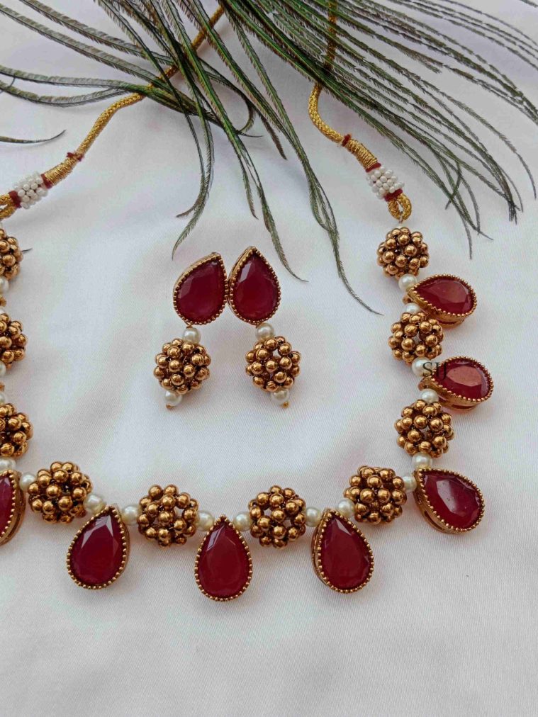 Imitation Ruby With Beaded Necklace Set