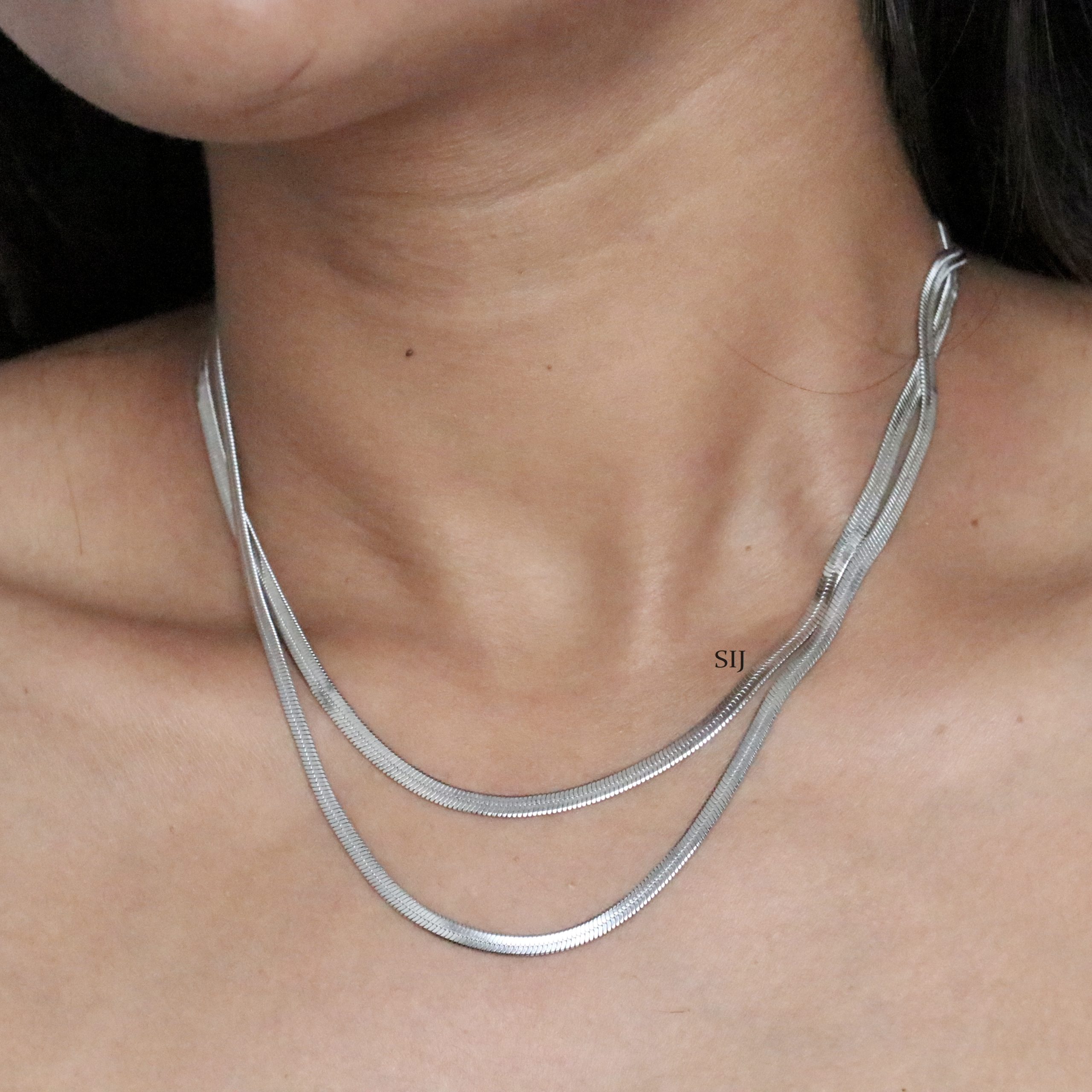 Trendy Layered Neck Chains - Silver / Gold