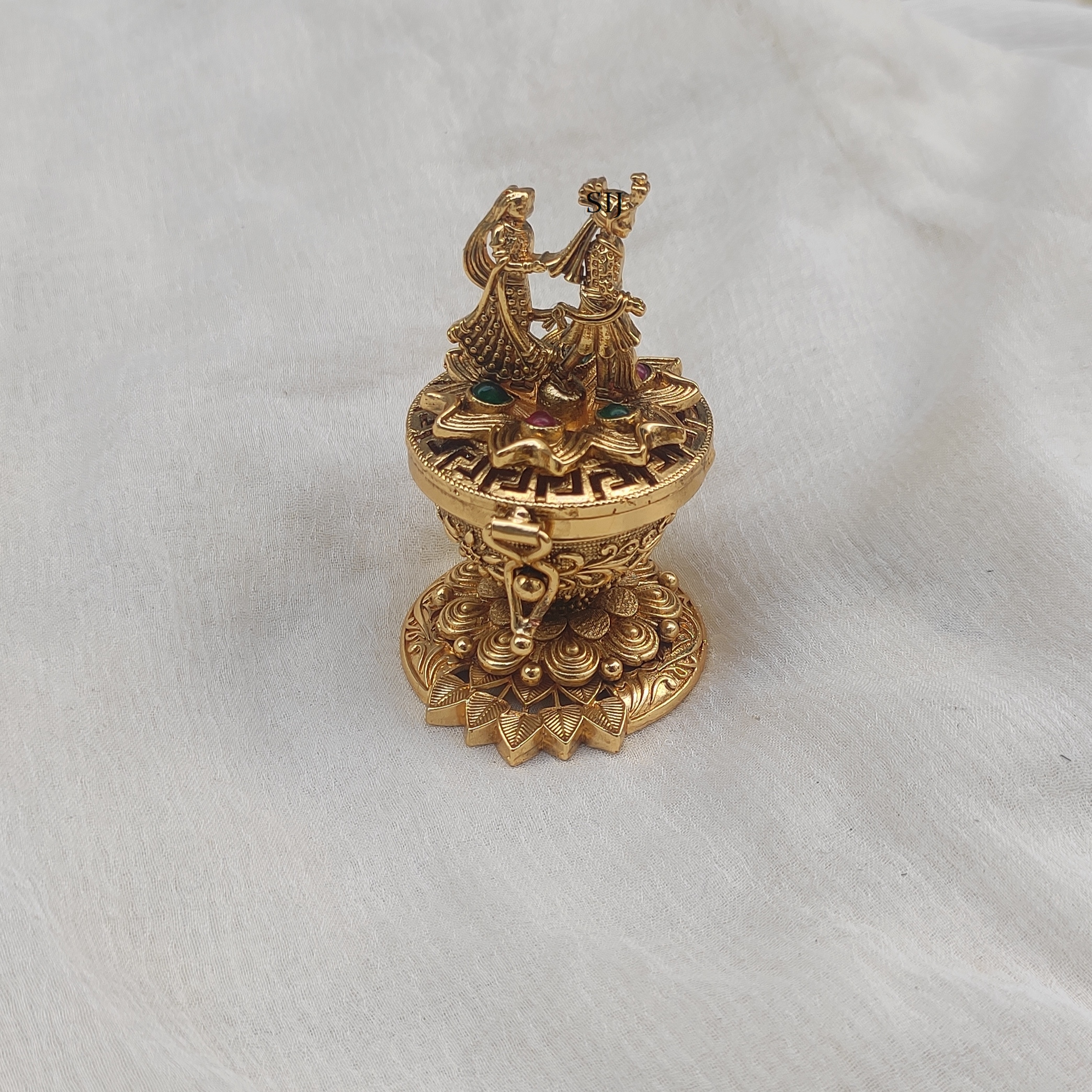 Antique Gold Covering Kumkum Bharani