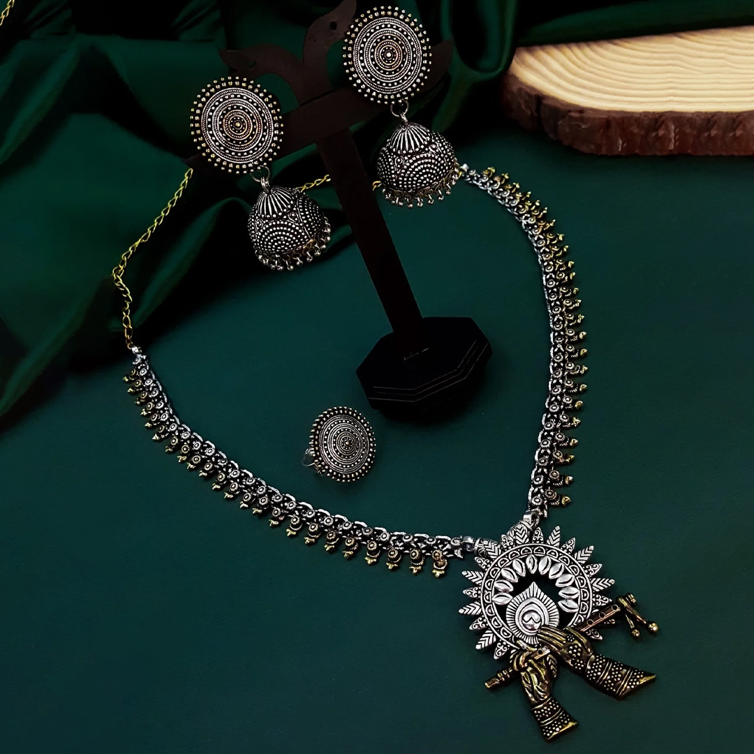 Bansuri Dual Tone Oxidised Jewellery Set