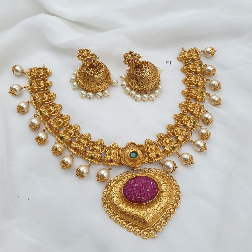 Traditional Lakshmi Motif Necklace with Pearls Hangings