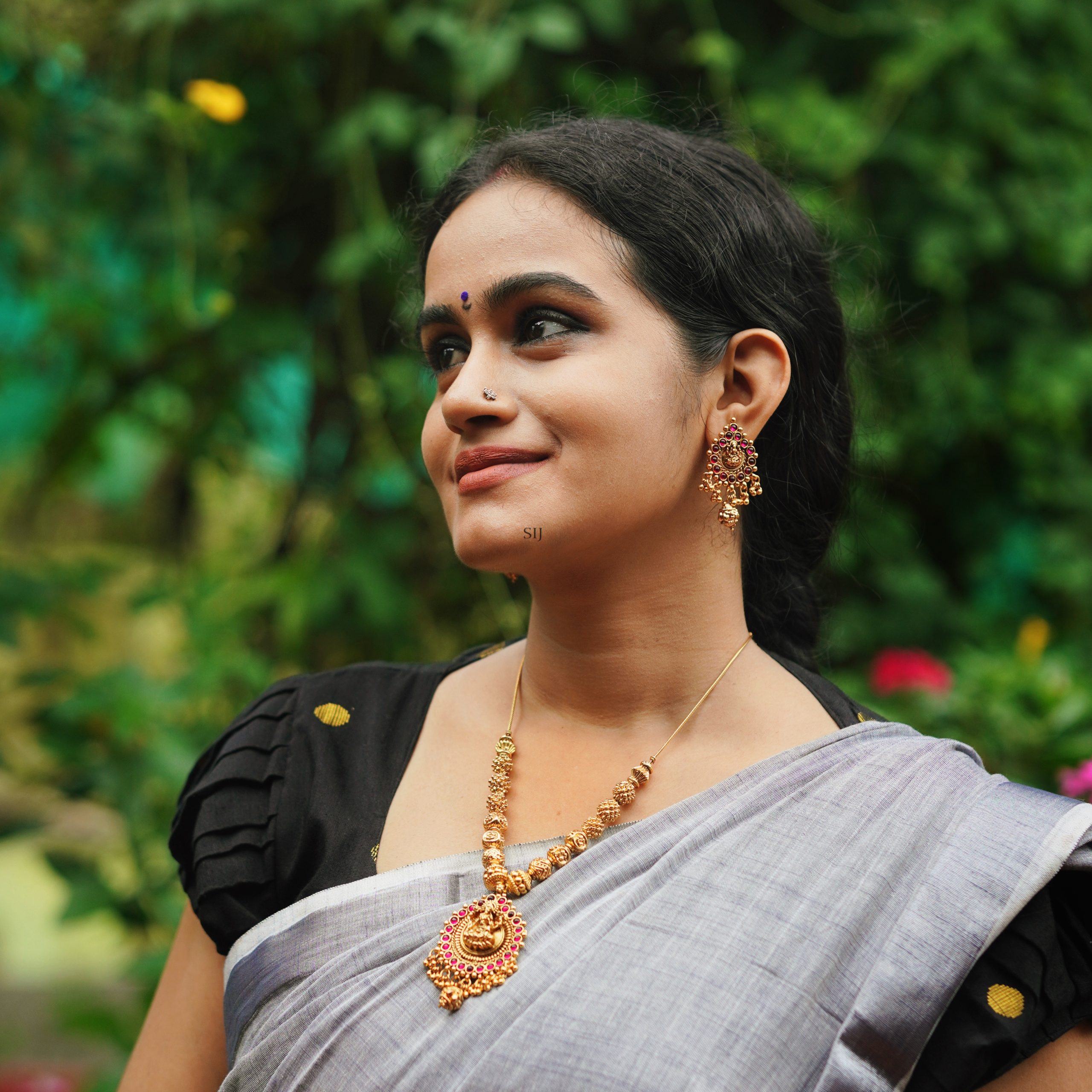 Gold Finish Lakshmi Pendant Gundu Mala