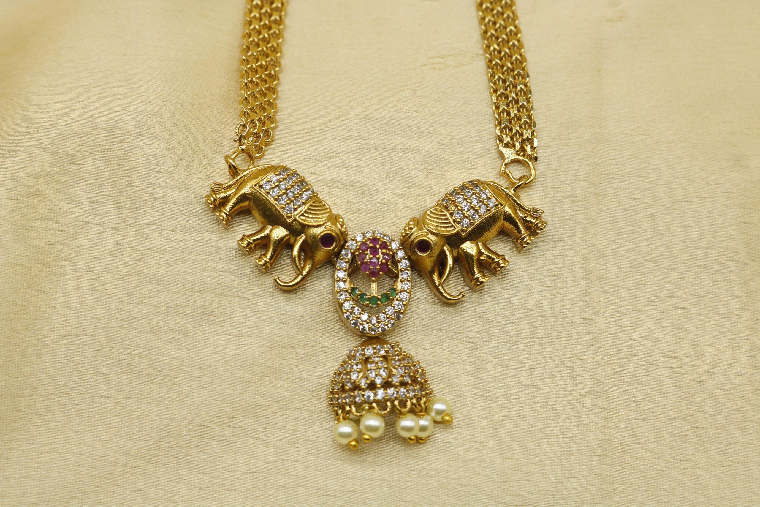 Dual Elephants Pendant Necklace - South India Jewels