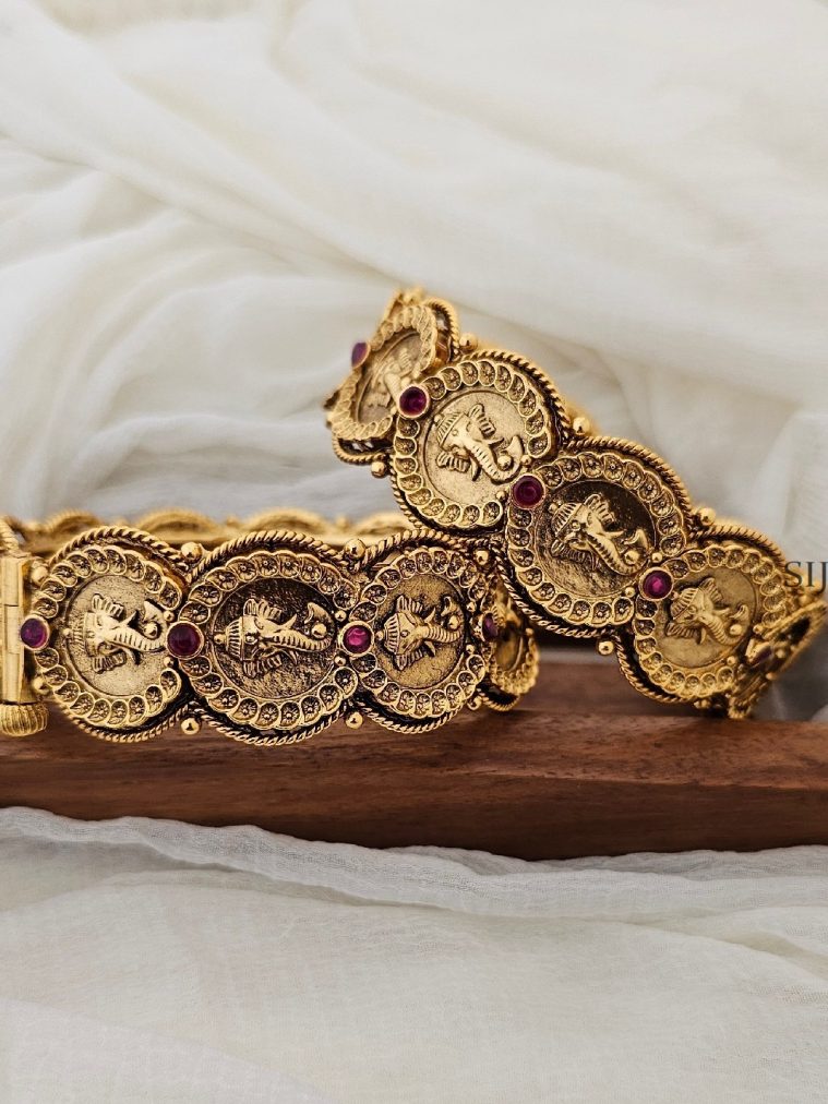 Traditional Ganesha Screw Bangles