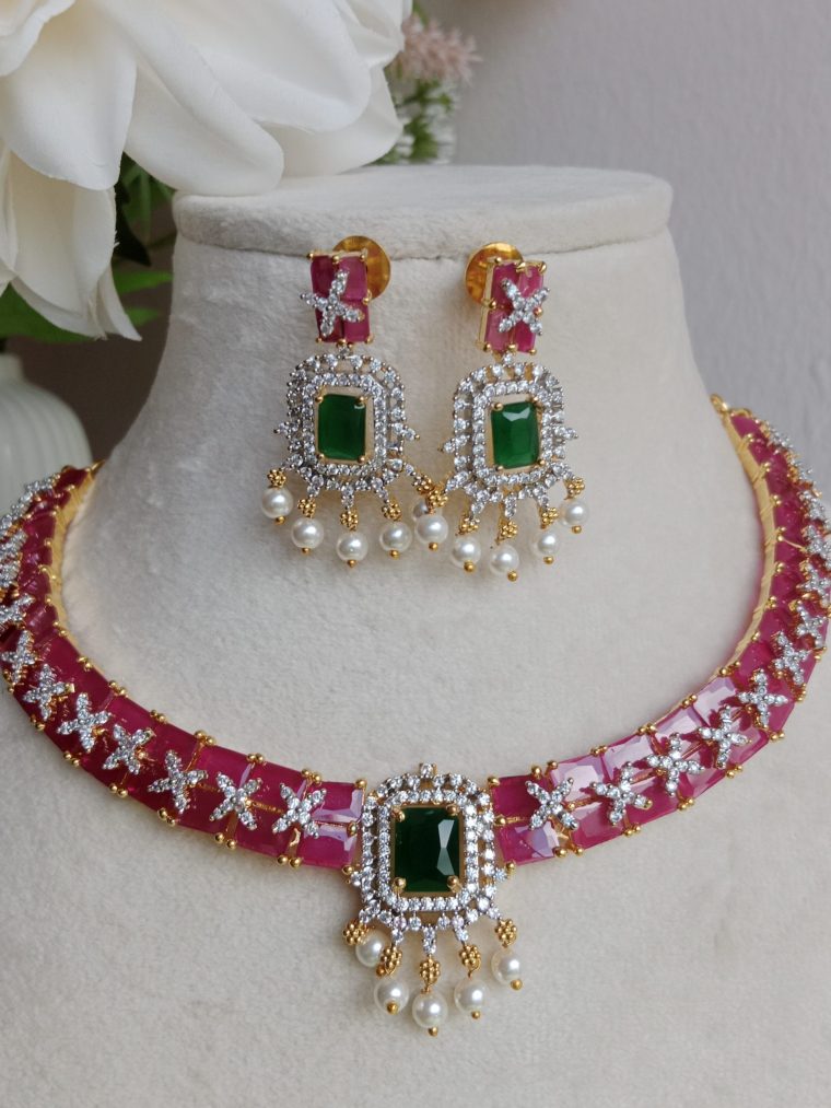 Imitation Ruby Necklace with Green and Diamonds Pendant